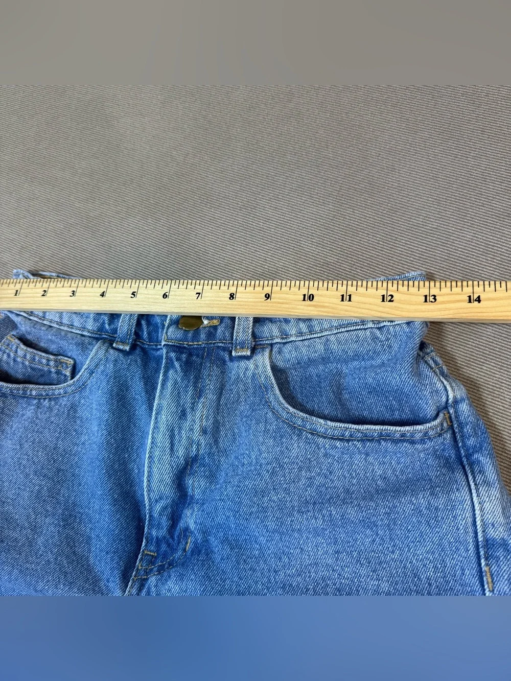American Apparel Y2K High Waisted Denim Shorts Light Wash Cuffed Size 27 Mom
